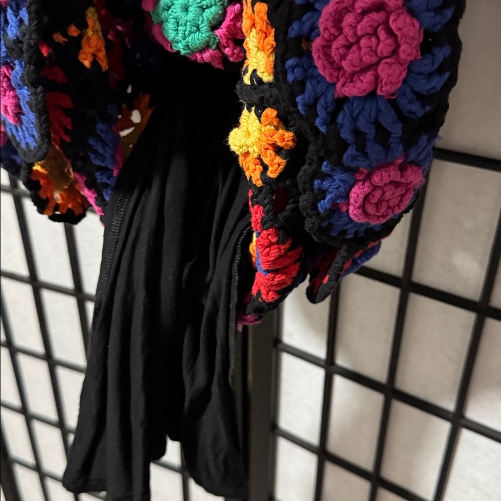 FARM Rio Crochet Flowers Mini Dress Size S – NWT - Picture 12 of 15